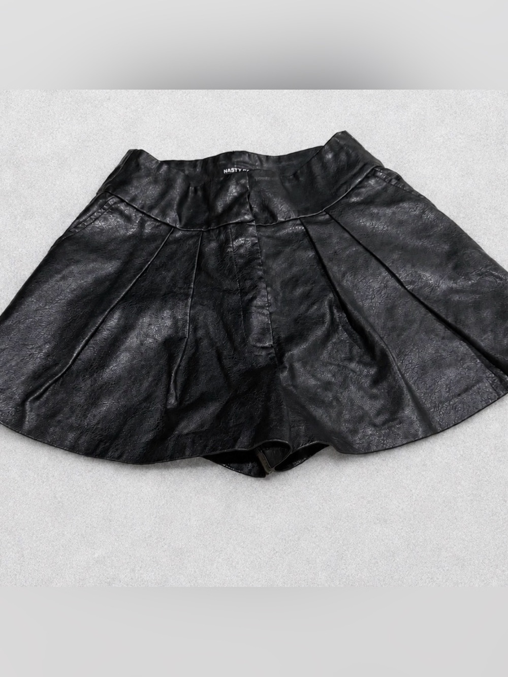 Nasty Gal High Quality Black Faux Leather Skort - Picture 2 of 4